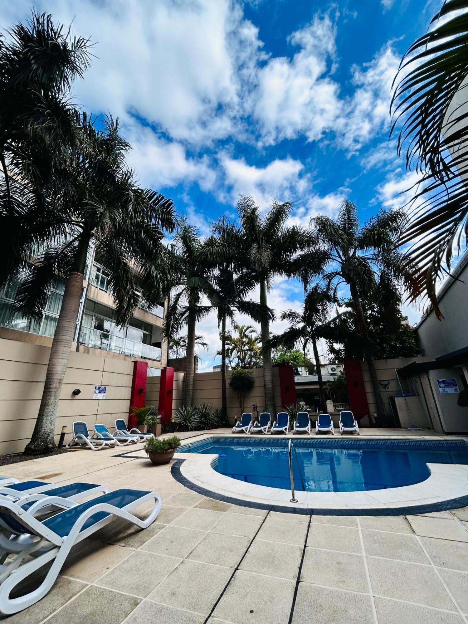 Condado Hotel Casino Goya Bagian luar foto