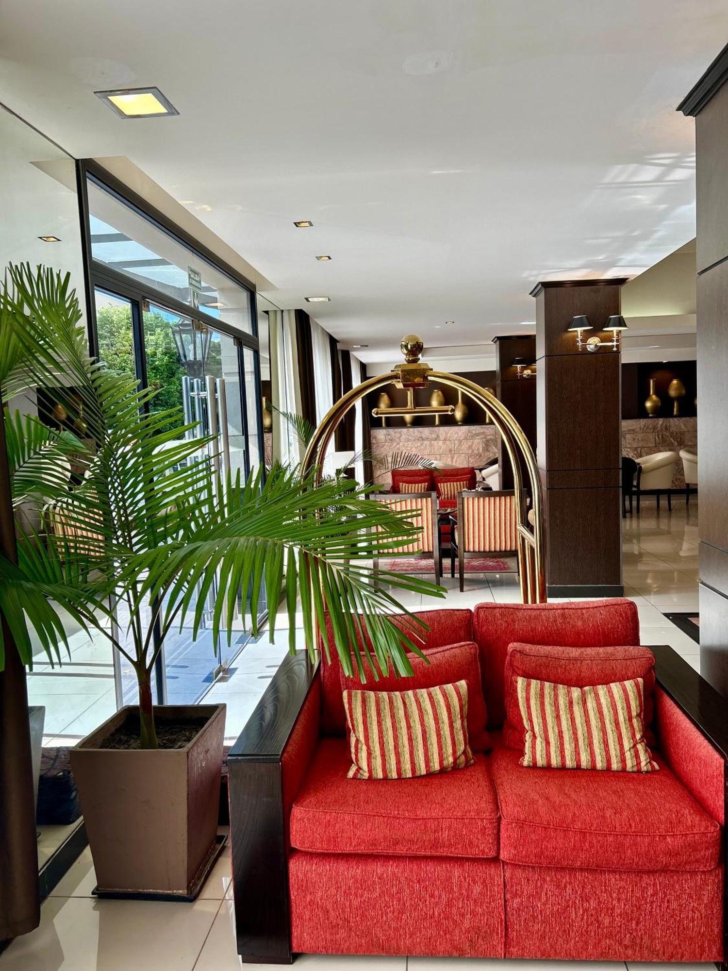 Condado Hotel Casino Goya Bagian luar foto